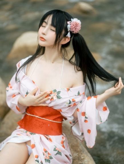 《为涟苍士献上纯洁》