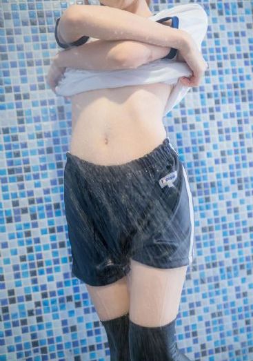 女狱警免费观看完整版全集