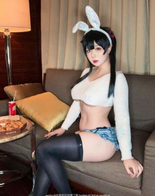 年轻妈妈